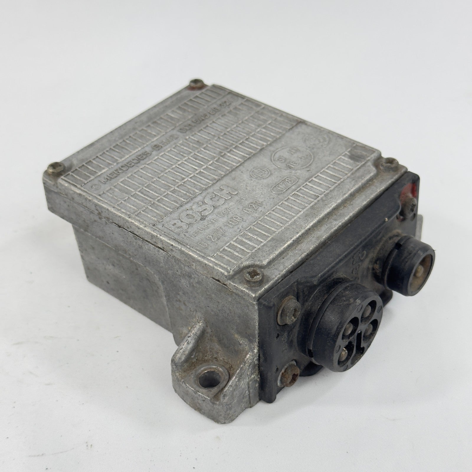 Mercedes Zündsteuergerät A0015458632 Bosch 0227100023 W107 W116 W123 W1261