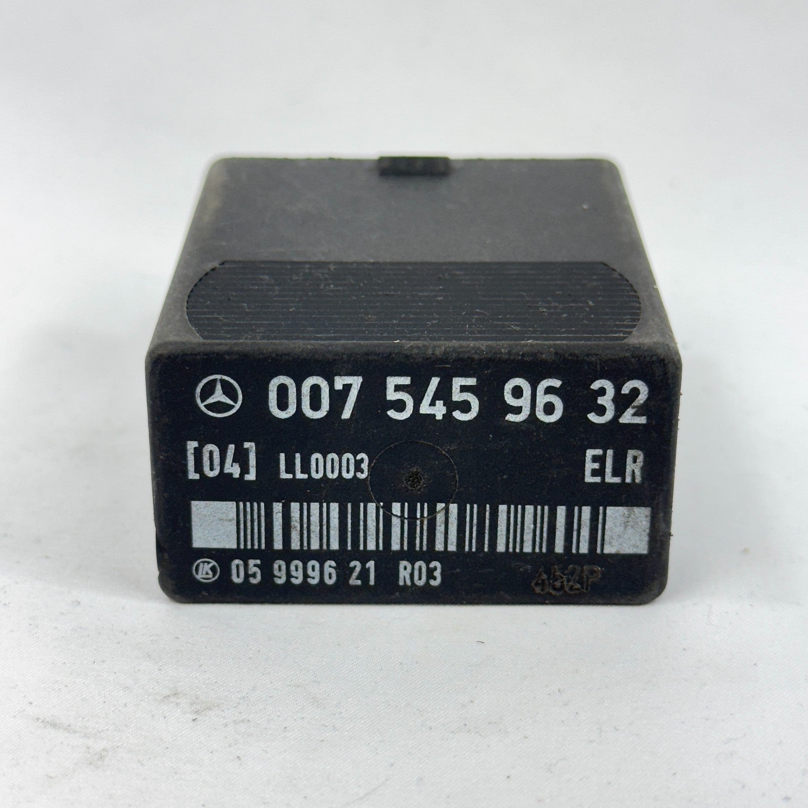 Mercedes W124 Steuergerät A0075459632 Elektrische Leerlaufregulierung ELR W4635
