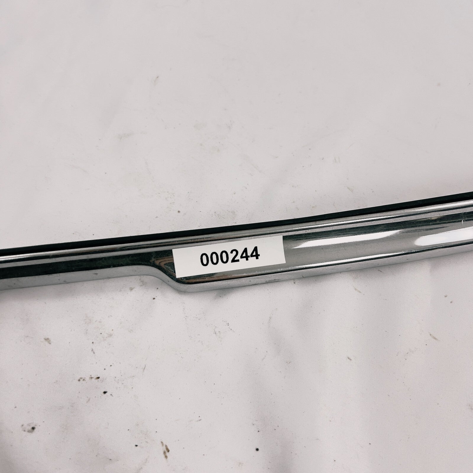 Mercedes W116 Zierstab Chomblende Heckklappe – Bild 11