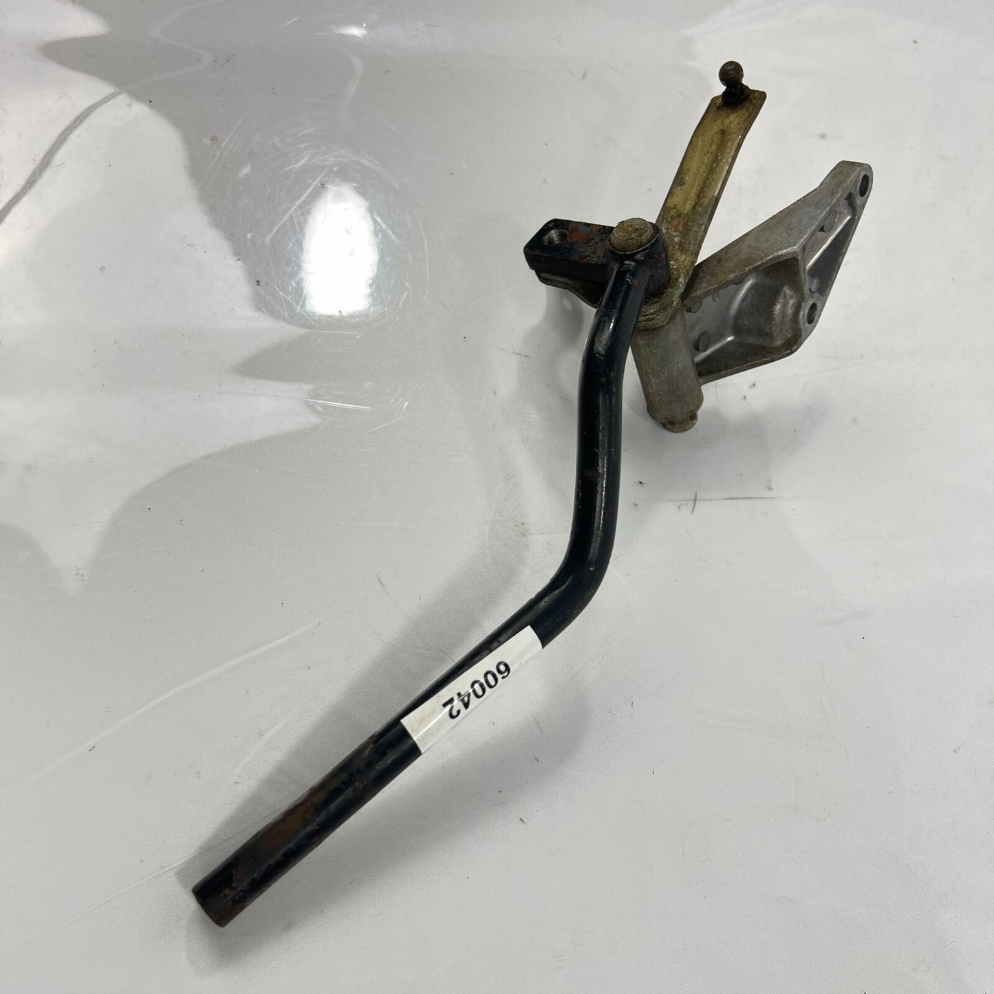 MercedesBenz A1163010218 Gestänge Gaspedal Regulierung Pedal Pedalgestänge W116 – Bild 5