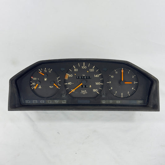Mercedes W124 Tacho Kombiinstrument E200D 4 Gang 180kmh Diesel A12454260060