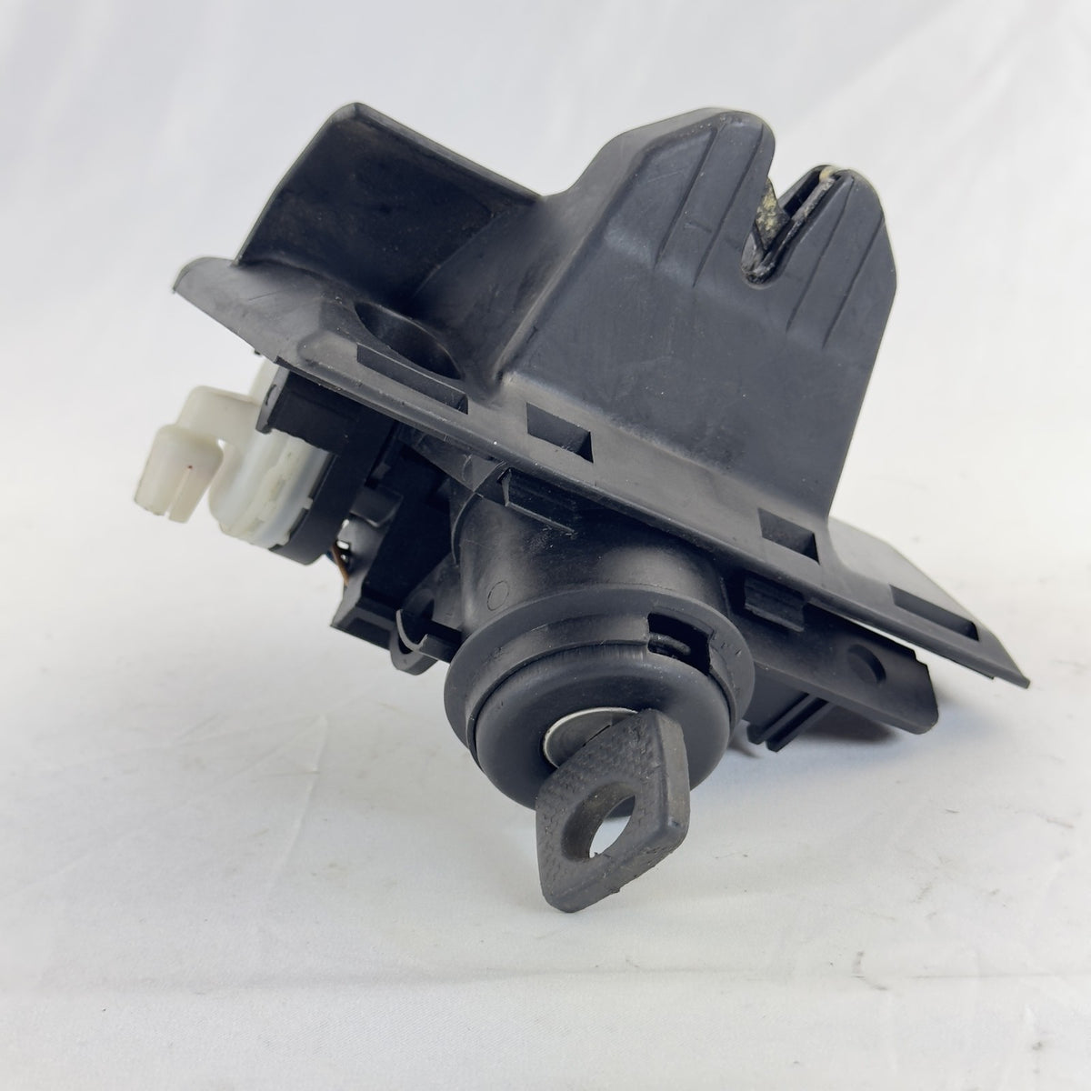 Mercedes W202 W210 Heckdeckelschloss A2107500784 – Bild 6