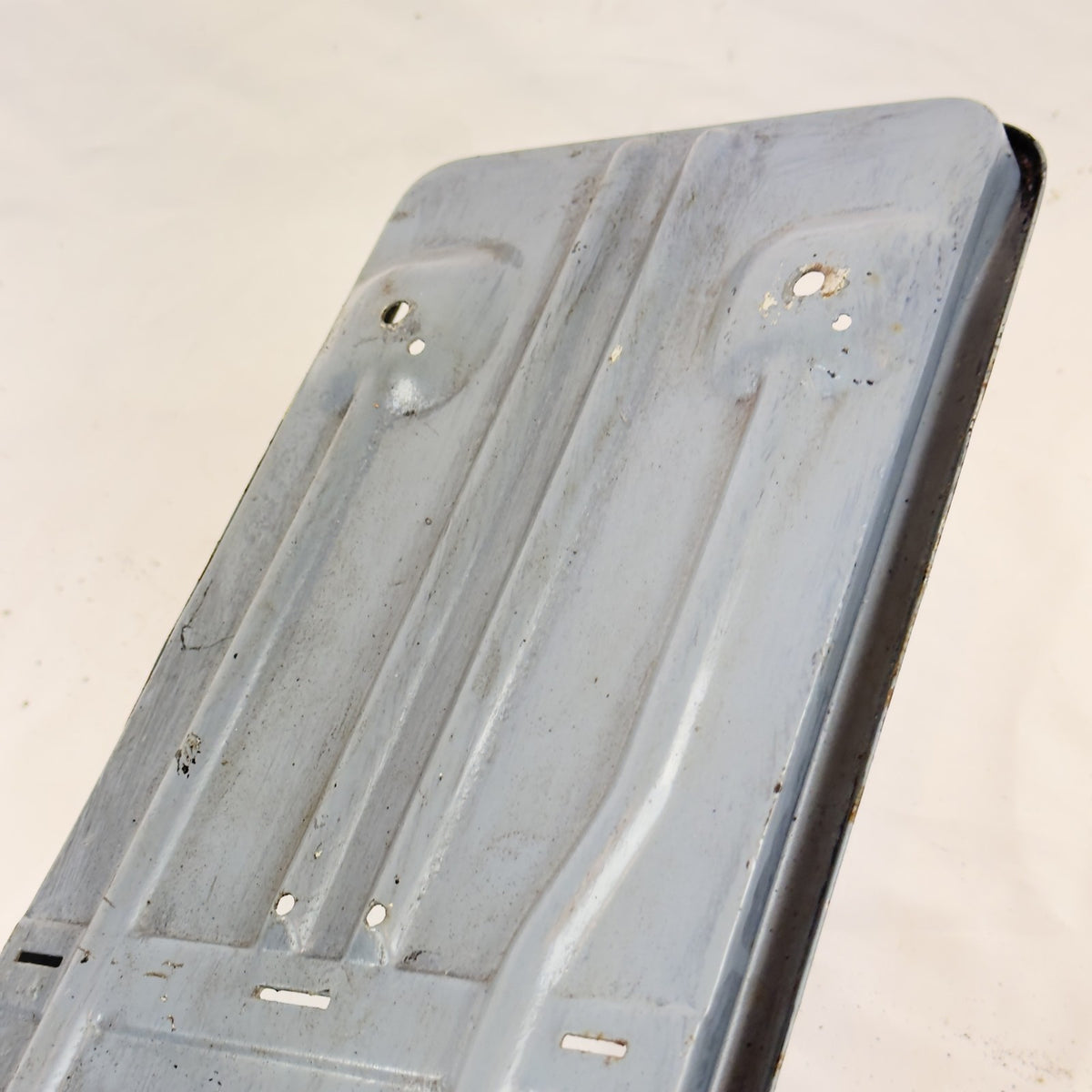 Mercedes W116 Batteriewanne Batterieträger Benziner – Bild 4