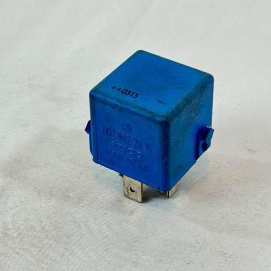 Mercedes Benz Tyco Relais Arbeitsrelais Auto A0025422519 4RA940010690