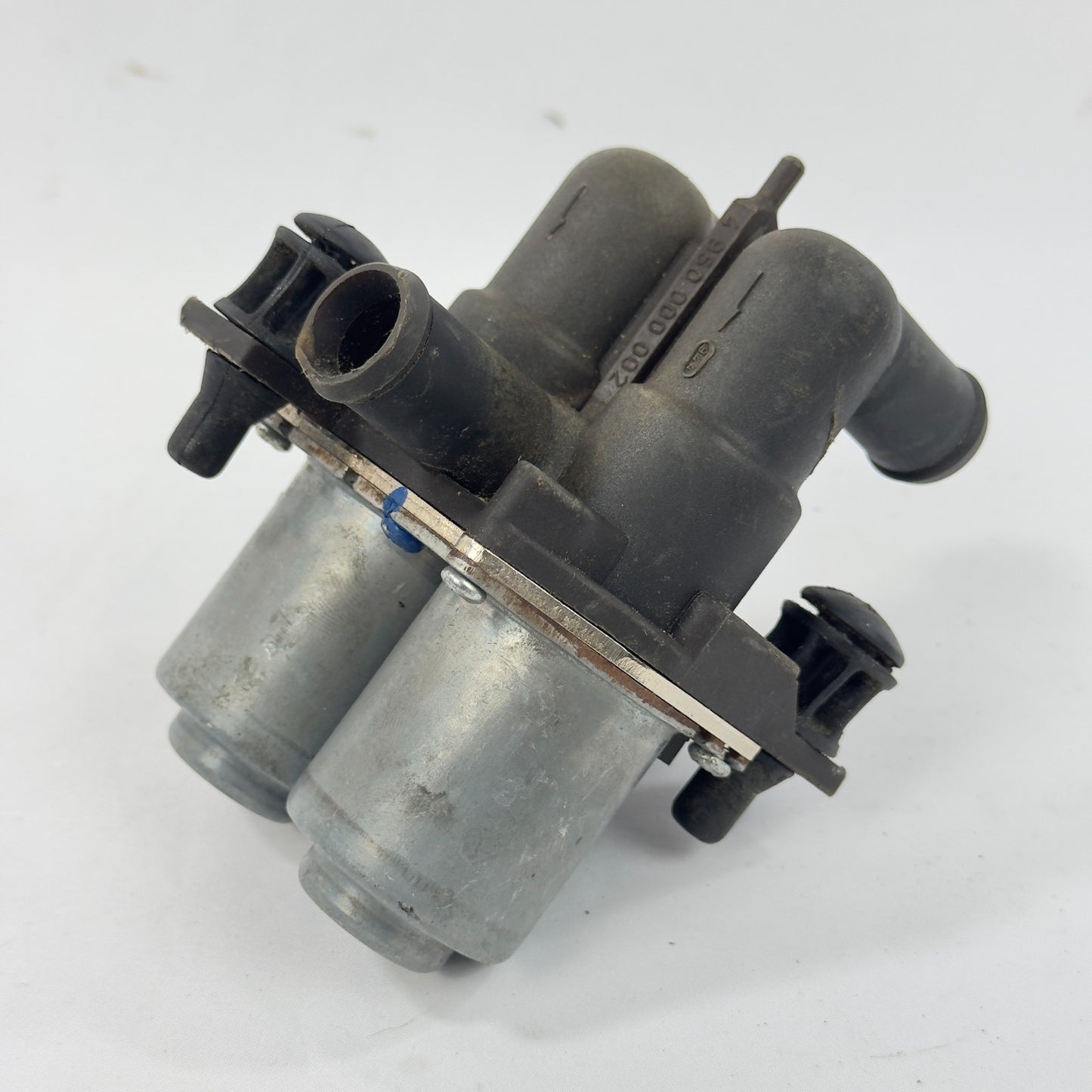 Mercedes W124 Duoventil Heizungsventil Umwälzpumpe Bosch 0008306584 49500000021