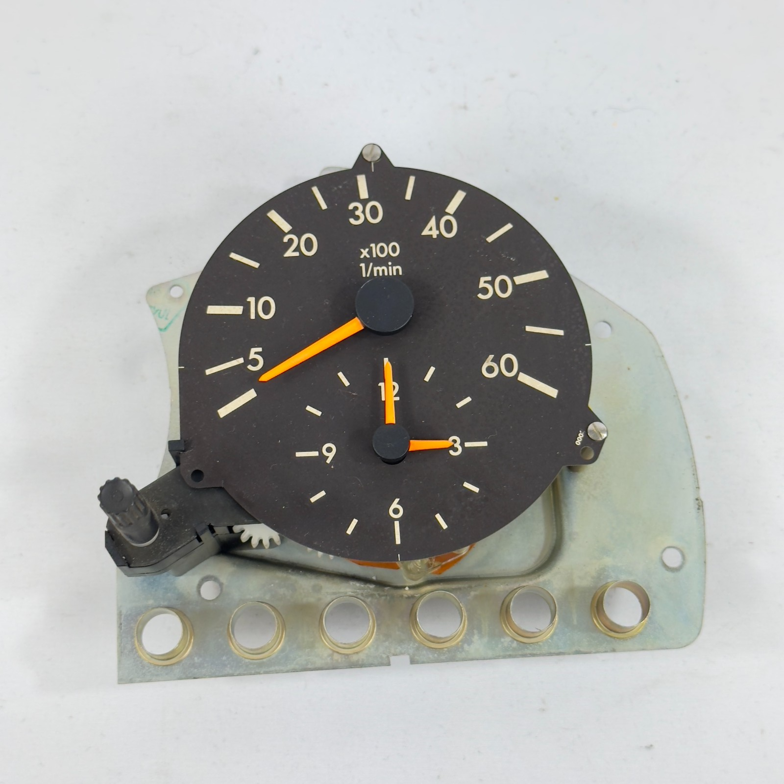 Mercedes W124 W463 Drehzahlmesser DZM Uhr Tacho Diesel 1245420216 Alle Modelle – Bild 1