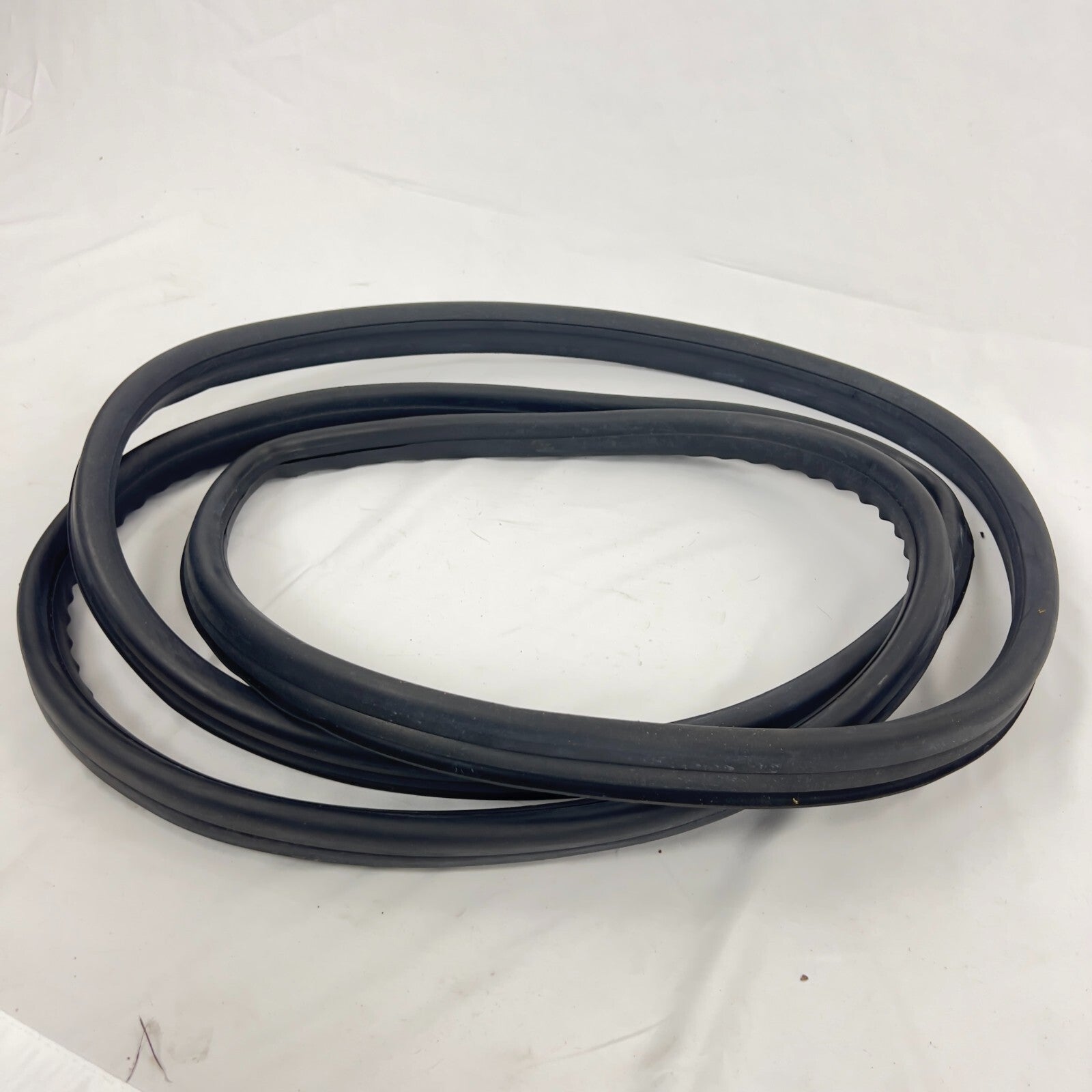 MercedesBenz W116 Heckscheibendichtung Dichtung TecDoc Weatherstrip A1166700039 – Bild 7