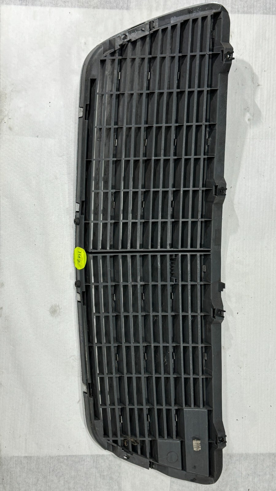 Mercedes E Klasse W210 Kühlergrill Frontgrill Original Avantgarde 2108800483 – Bild 7