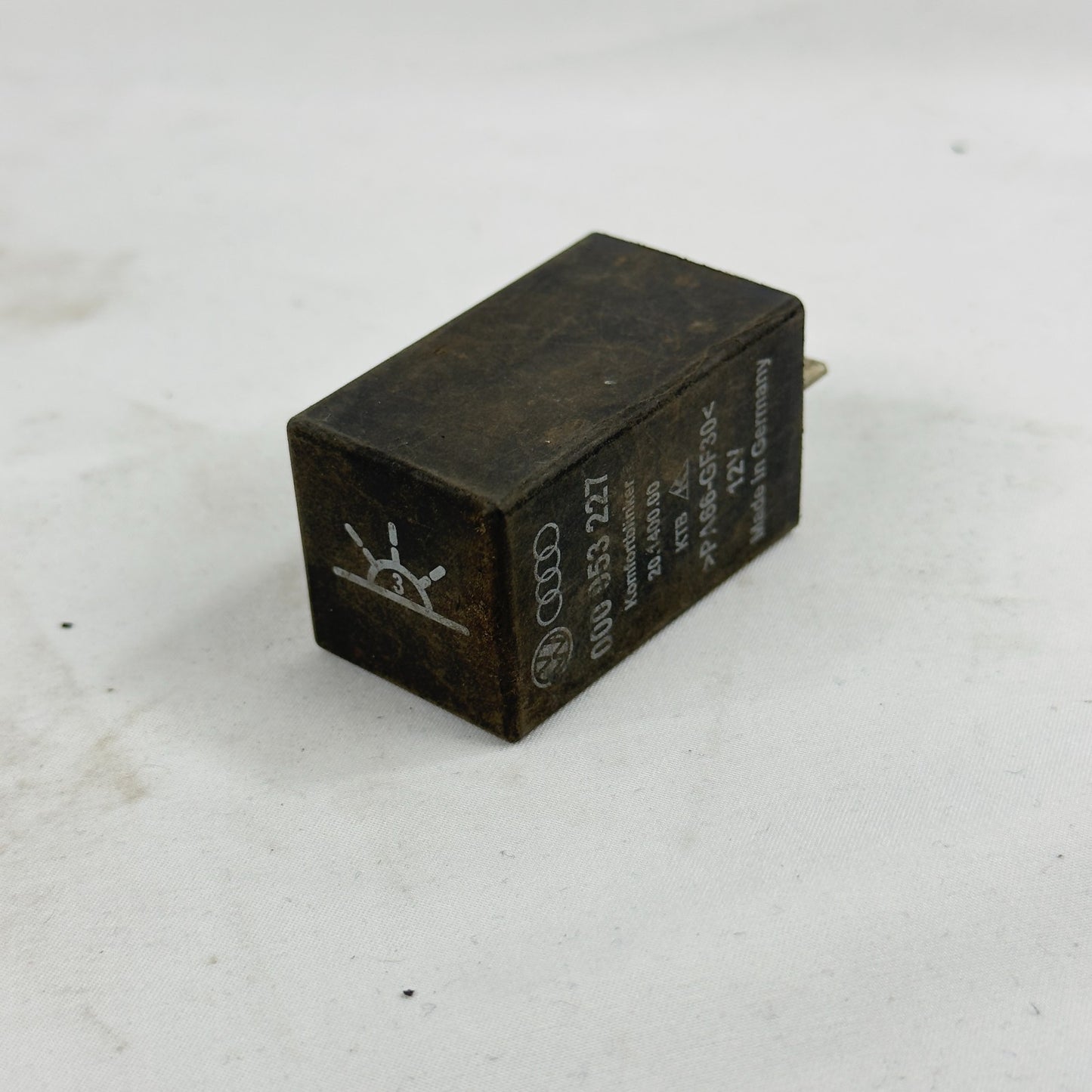 VW Relais 3 Komfortblinker 000053227 Audi Seat Volkswagen Skoda Original0