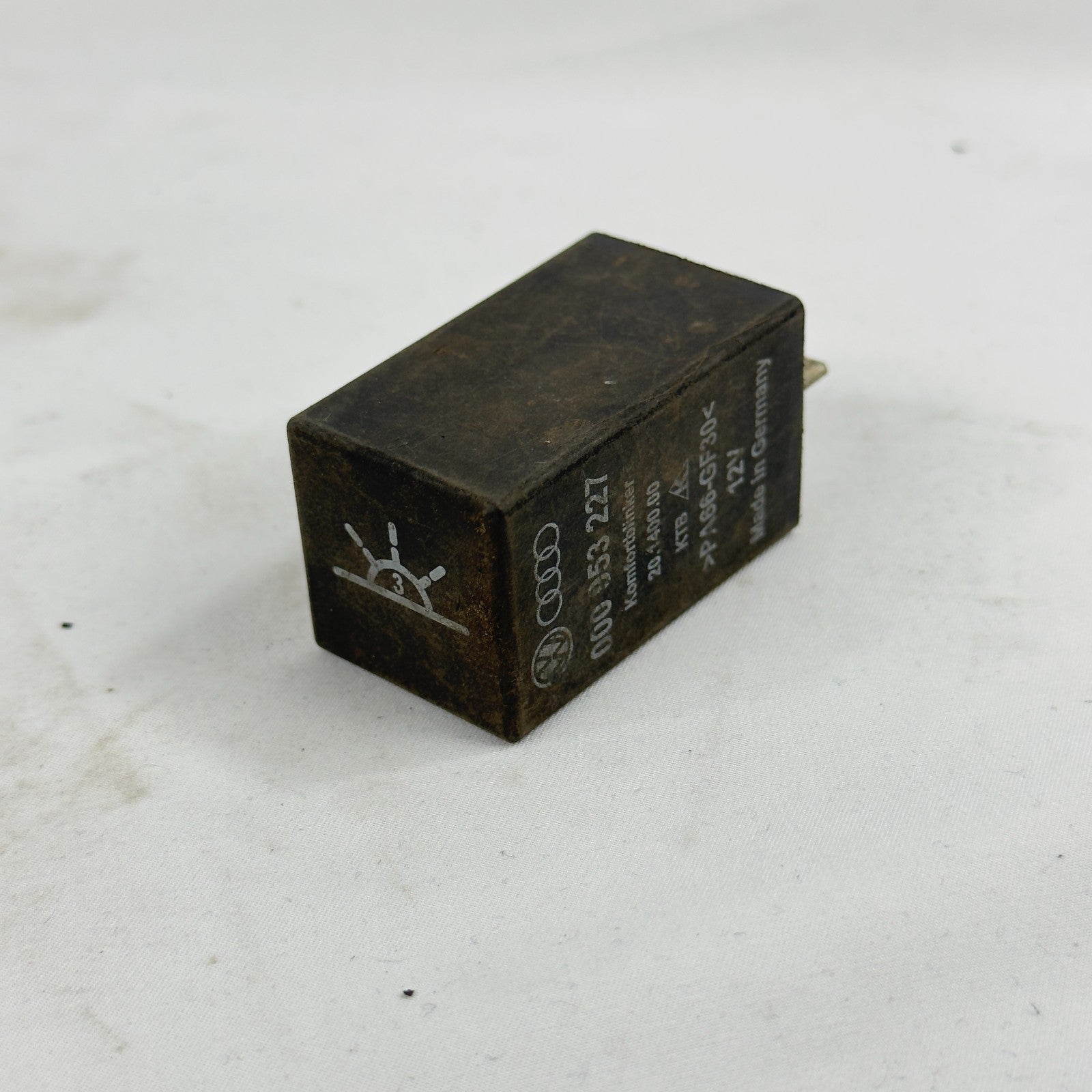 VW Relais 3 Komfortblinker 000053227 Audi Seat Volkswagen Skoda Original0