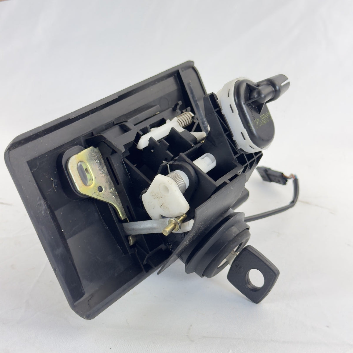 Mercedes W210 Mopf Kofferraumschloss A2107500784 – Bild 7