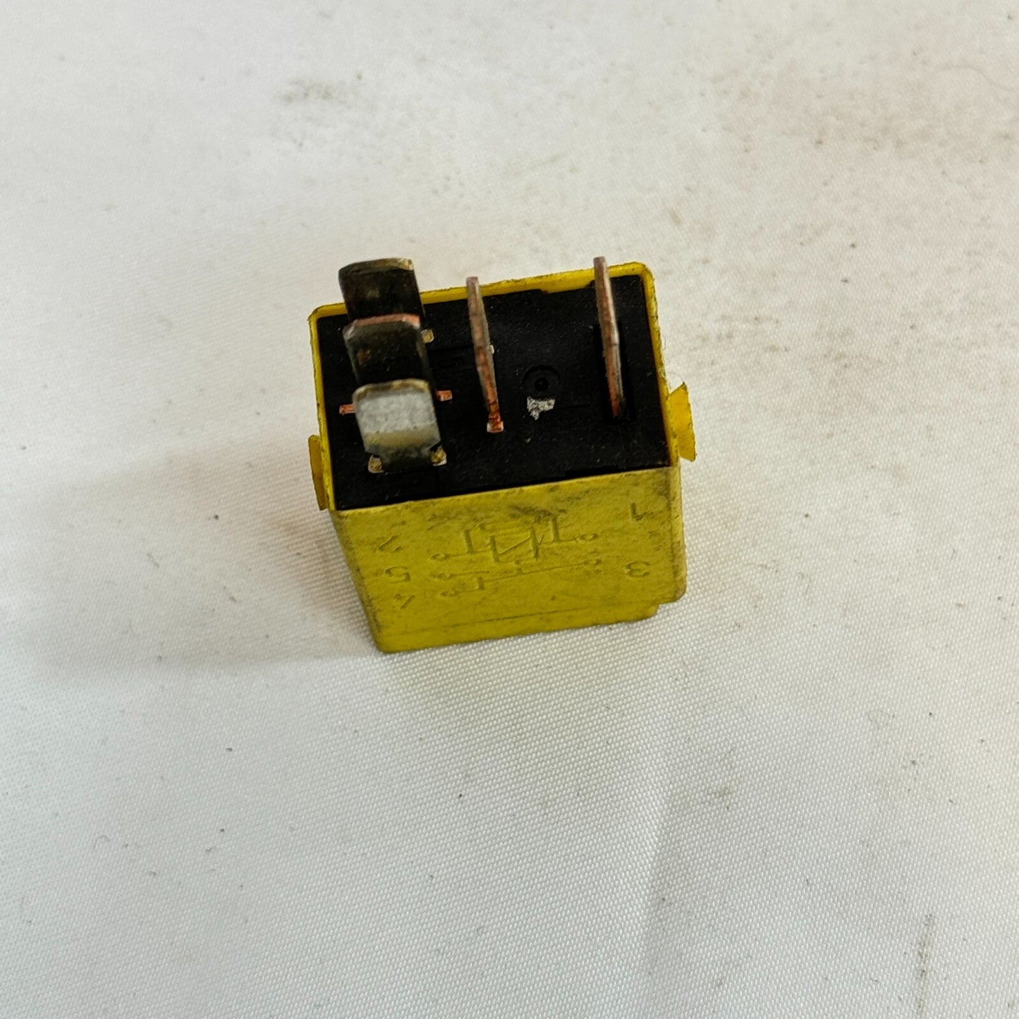 Mercedes-Benz Hella Relais A0025421219 – Bild 6