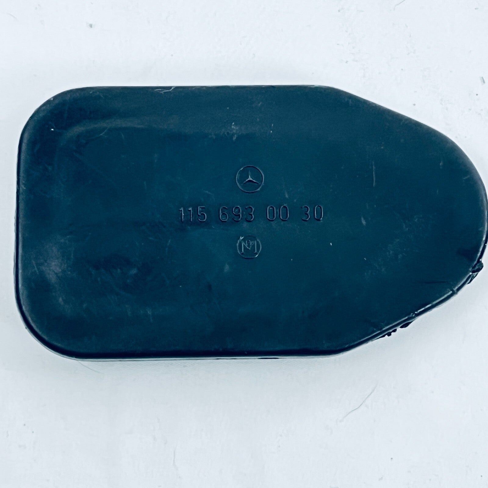 MercedesBenz W115 Innenraum Abdeckung Verkleidung Strich 8 A1156930030 – Bild 9