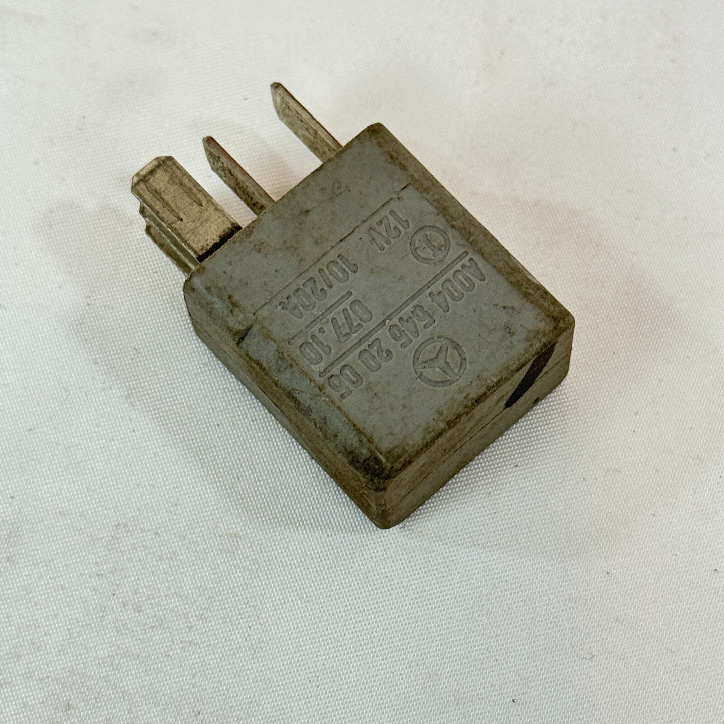 Mercedes Hella Relais Arbeitsrelais A0045452905 – Bild 3