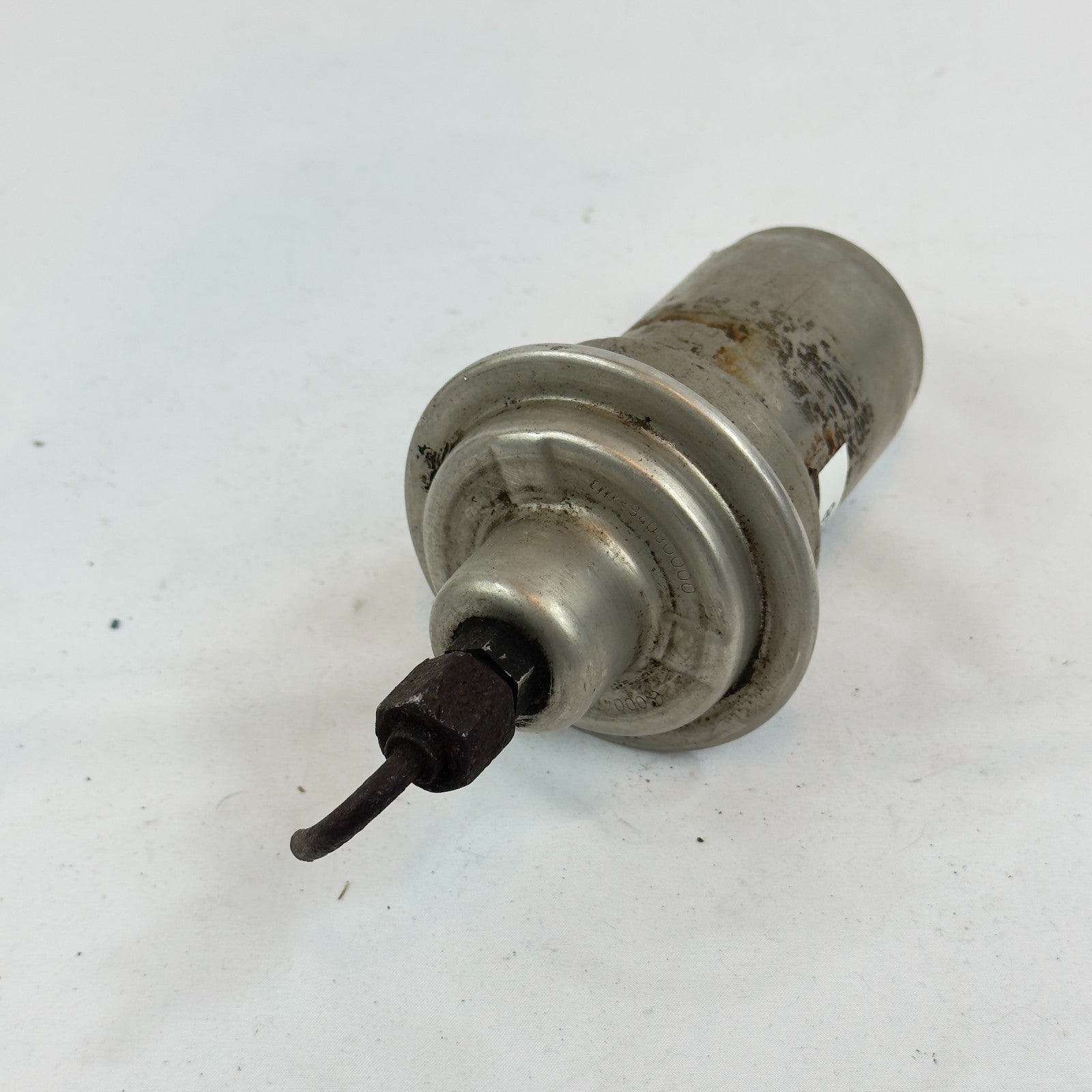 Mercedes W116 W126 W123 W107 Benzindruckspeicher Druckspeicher 0004760421 – Bild 4