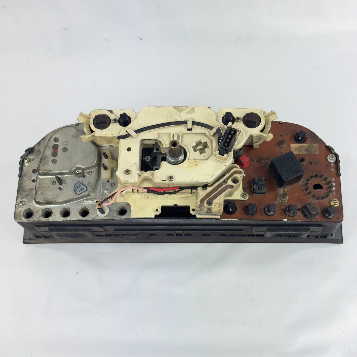 Mercedes W201 2.6E Tacho Kombiinstrument 240km/h 6Zyl ECO ASD Uhr A20154205664