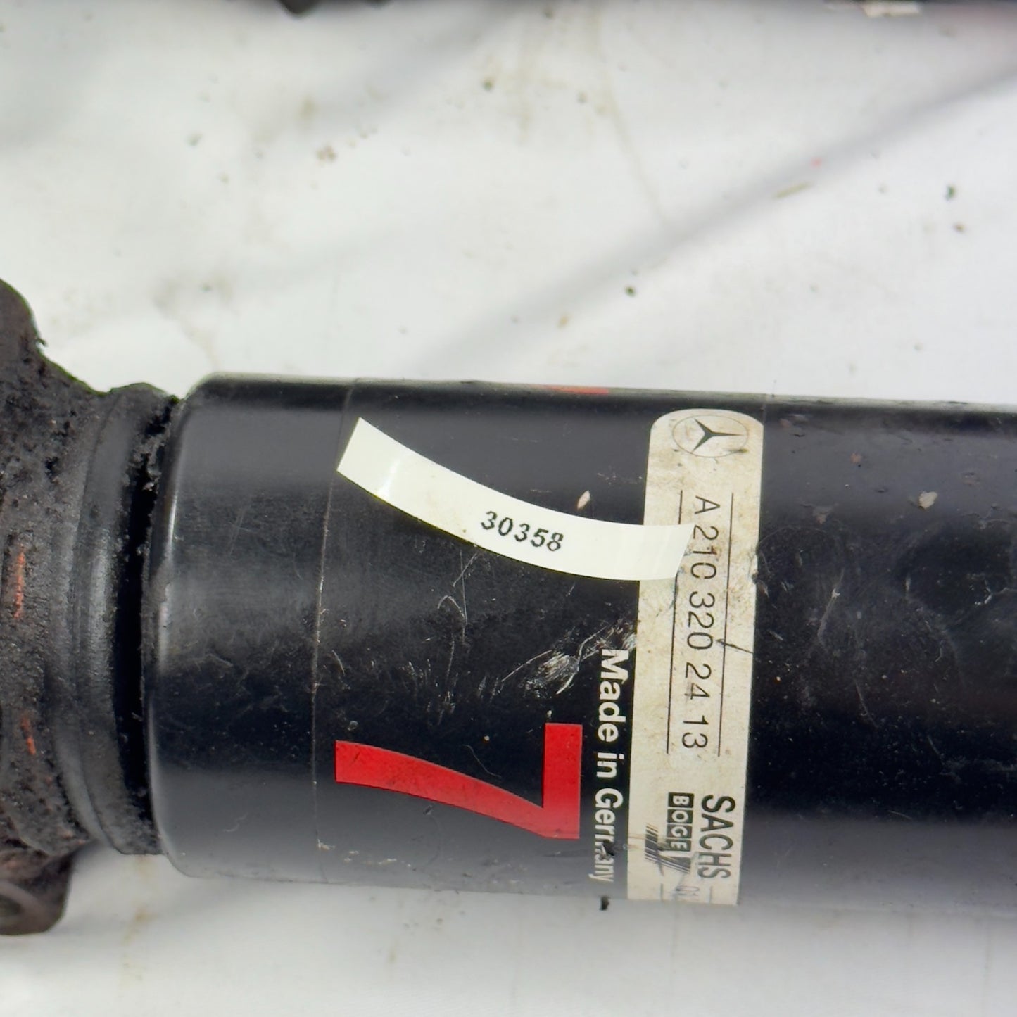 Mercedes W210 Federbein Niveau Stoßdämpfer Niveauregulierung 7 A2103202413 Sachs9