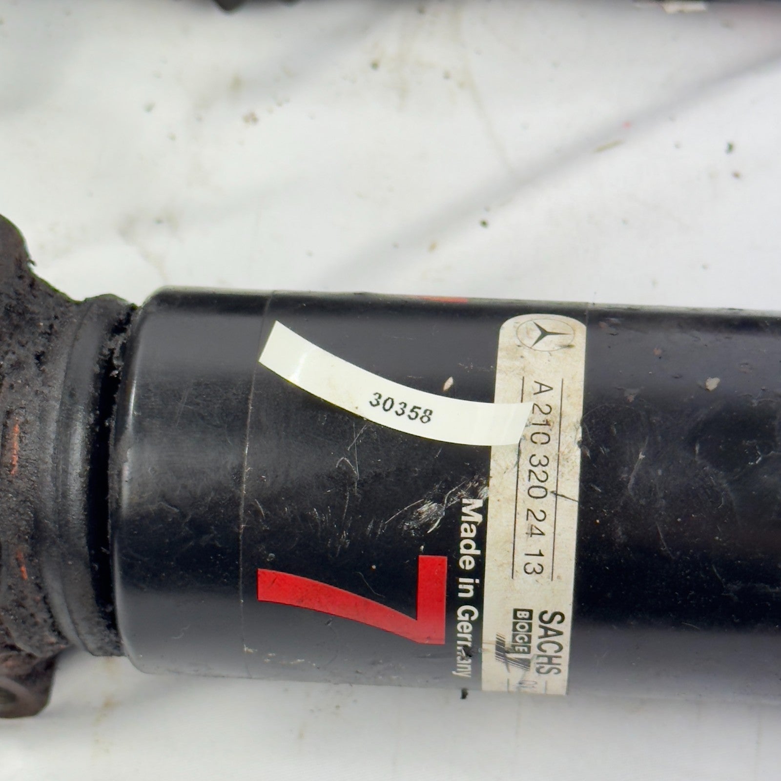 Mercedes W210 Federbein Niveau Stoßdämpfer Niveauregulierung 7 A2103202413 Sachs9