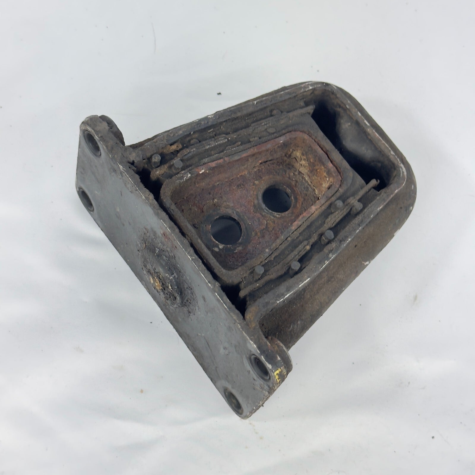 Gummilager für Hinterachsdifferenzial Mercedes A1233511142 W107 W126 W116 W123 – Bild 4