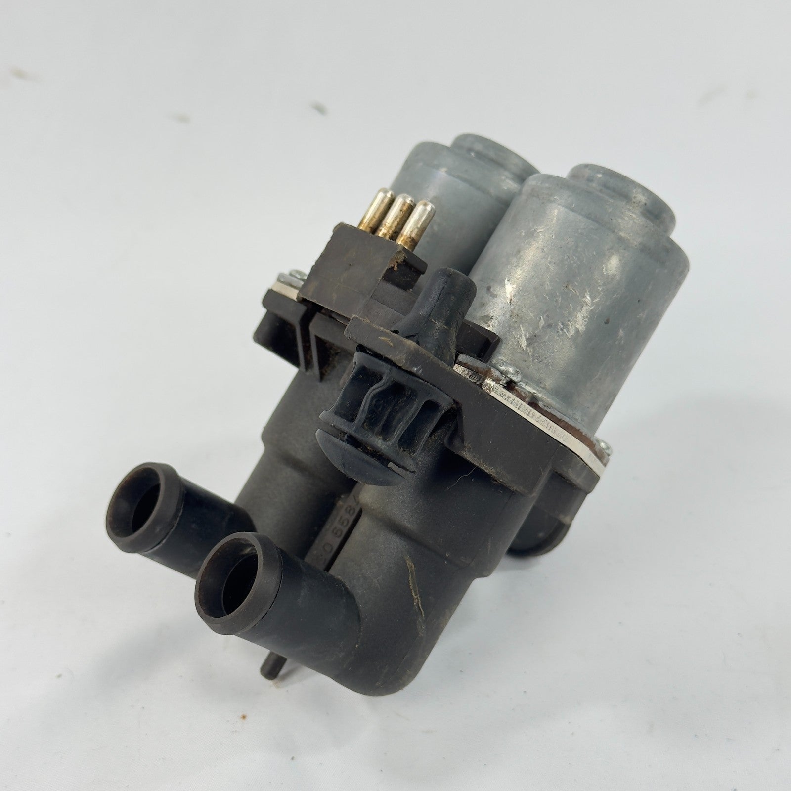 Mercedes W124 Duoventil Heizungsventil Umwälzpumpe Bosch 0008306584 49500000020