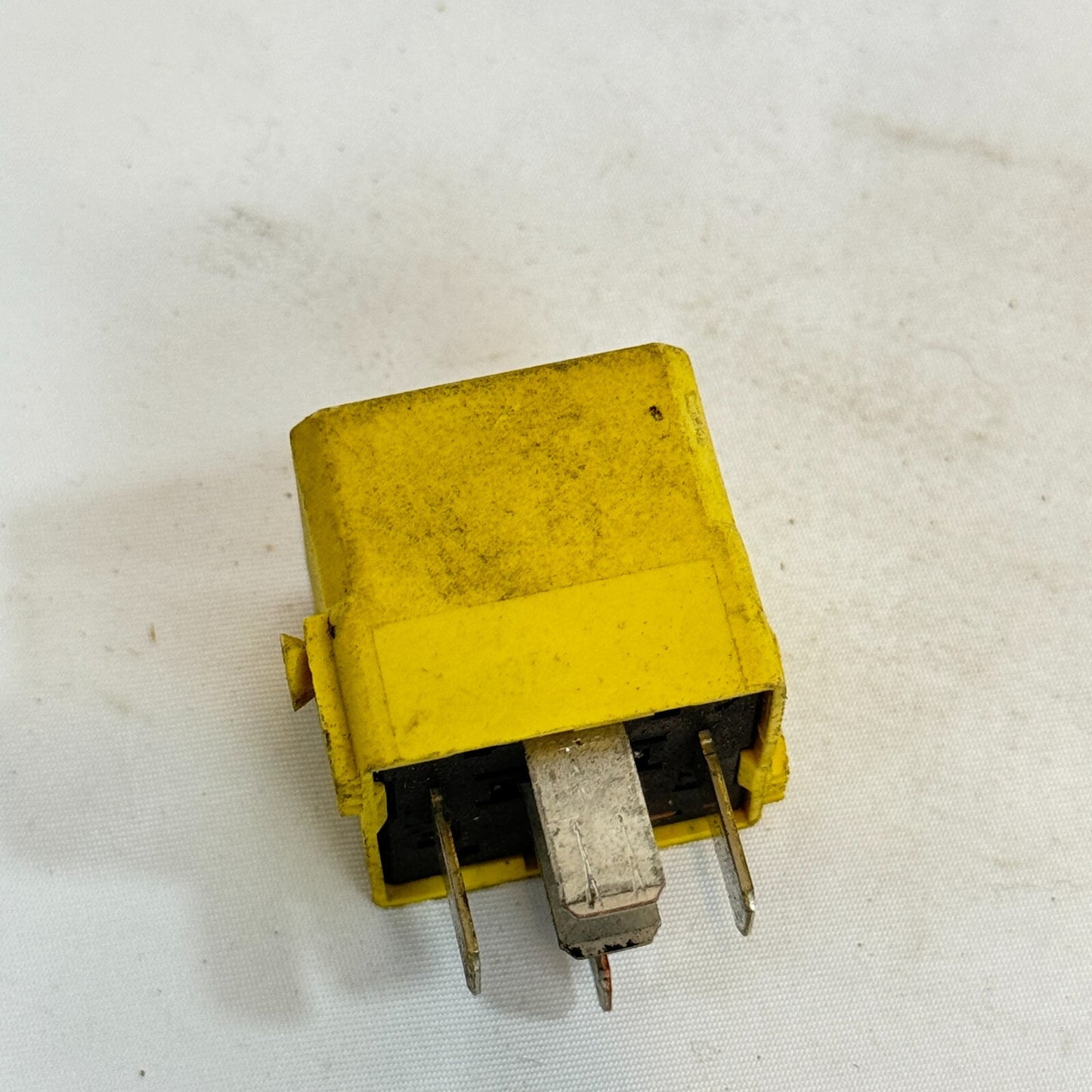 Mercedes-Benz Hella Relais A0025421419 – Bild 6