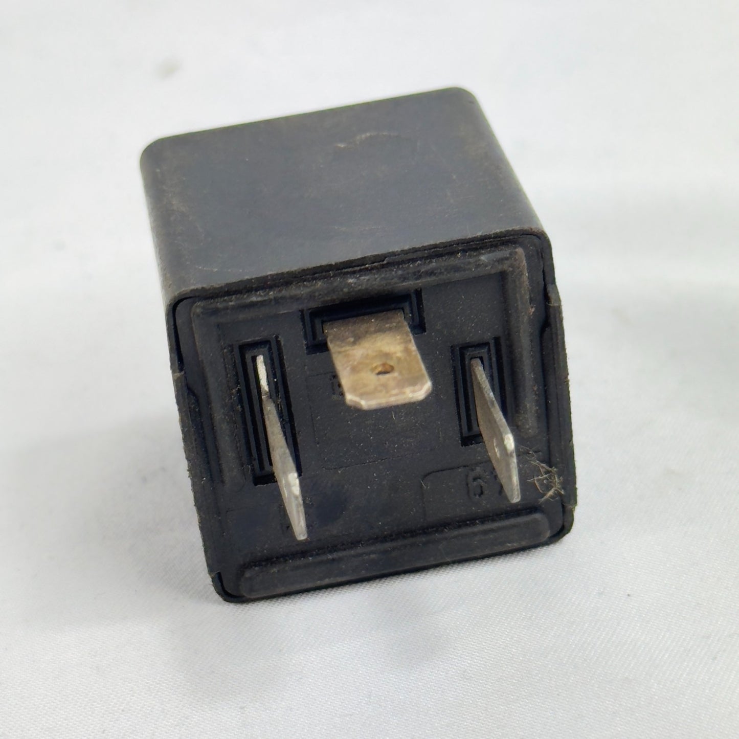 VW Relais 21 Blinkerrelais 19195327A Audi Seat Skoda Volkswagen Original4