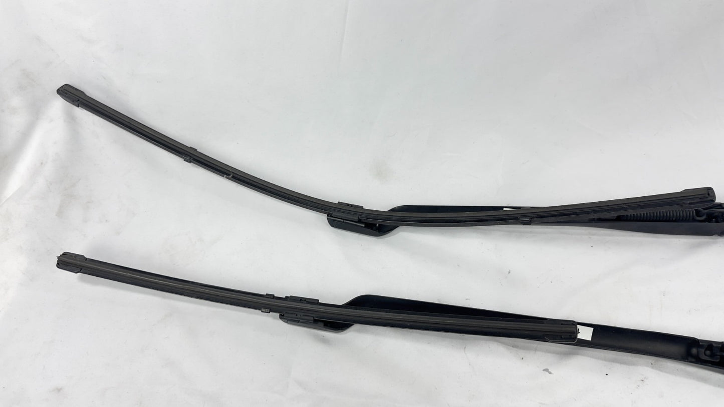 BMW Wischerarm vorne 7er G11 G12 W60655 W60622 152723.105