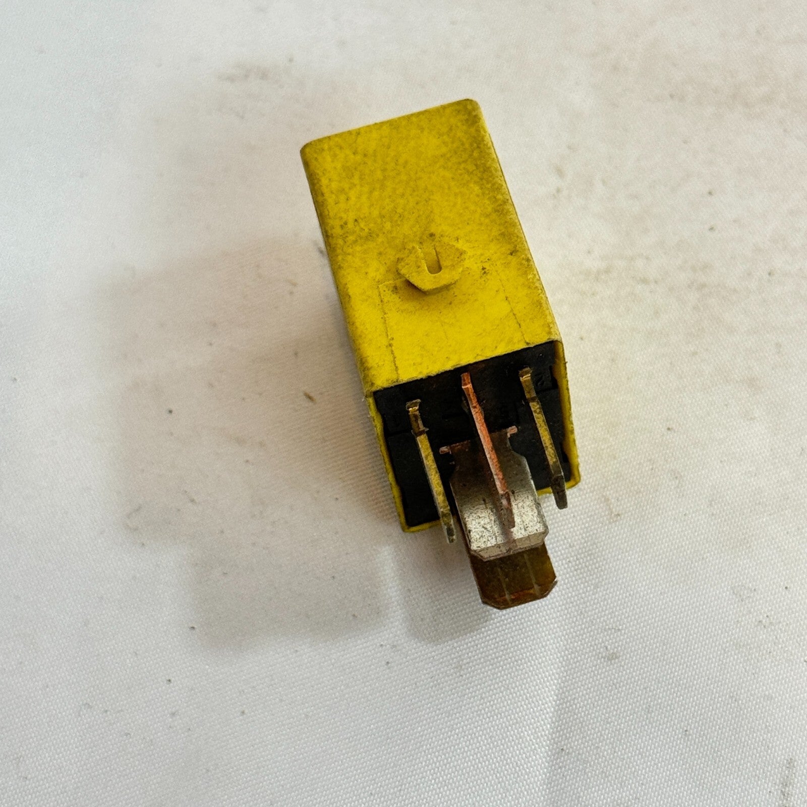 Mercedes-Benz Hella Relais A0025421219 – Bild 5