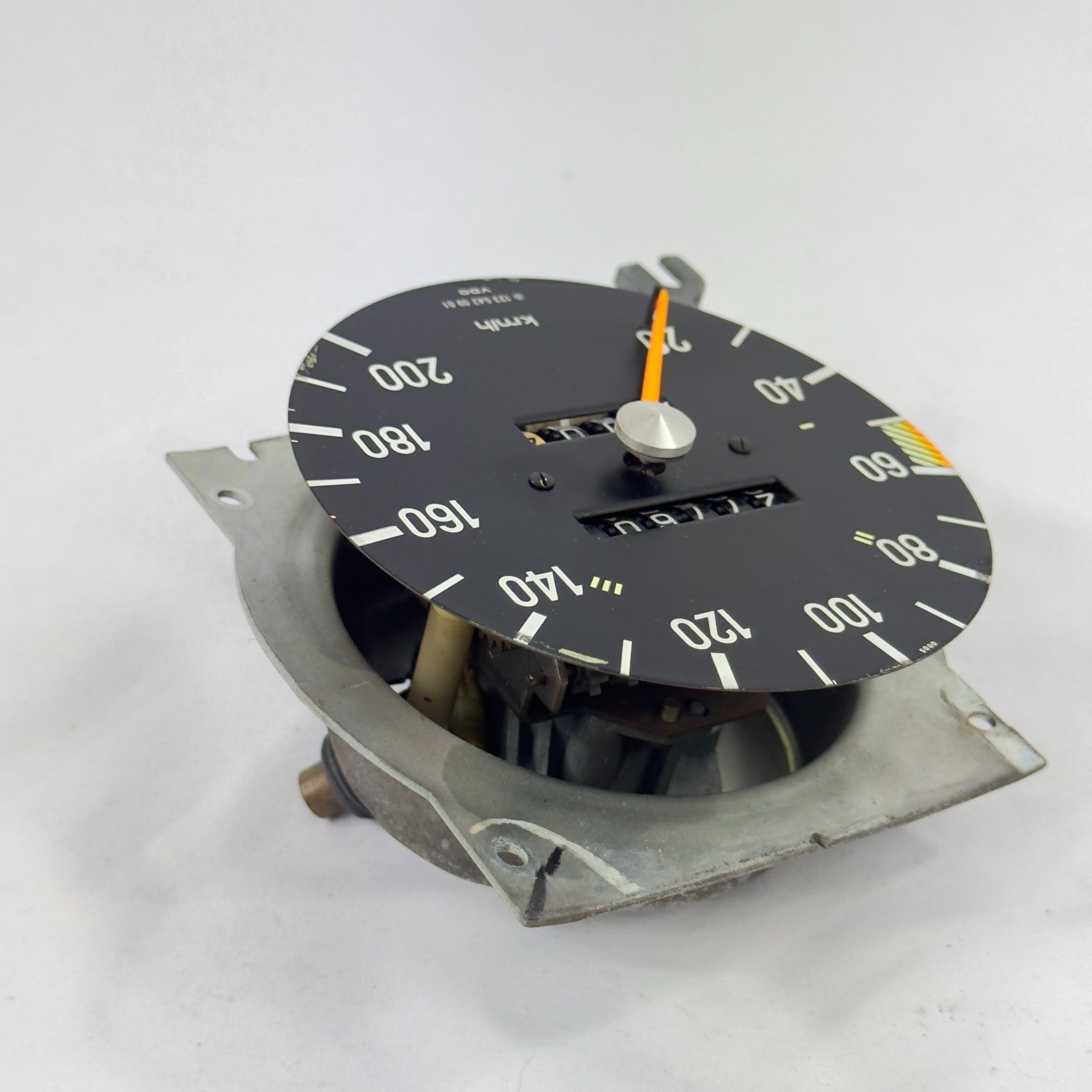 Mercedes W123 Tacho Tachometer Kombiinstrument 4 Gang VDO 200kmh 12354209014