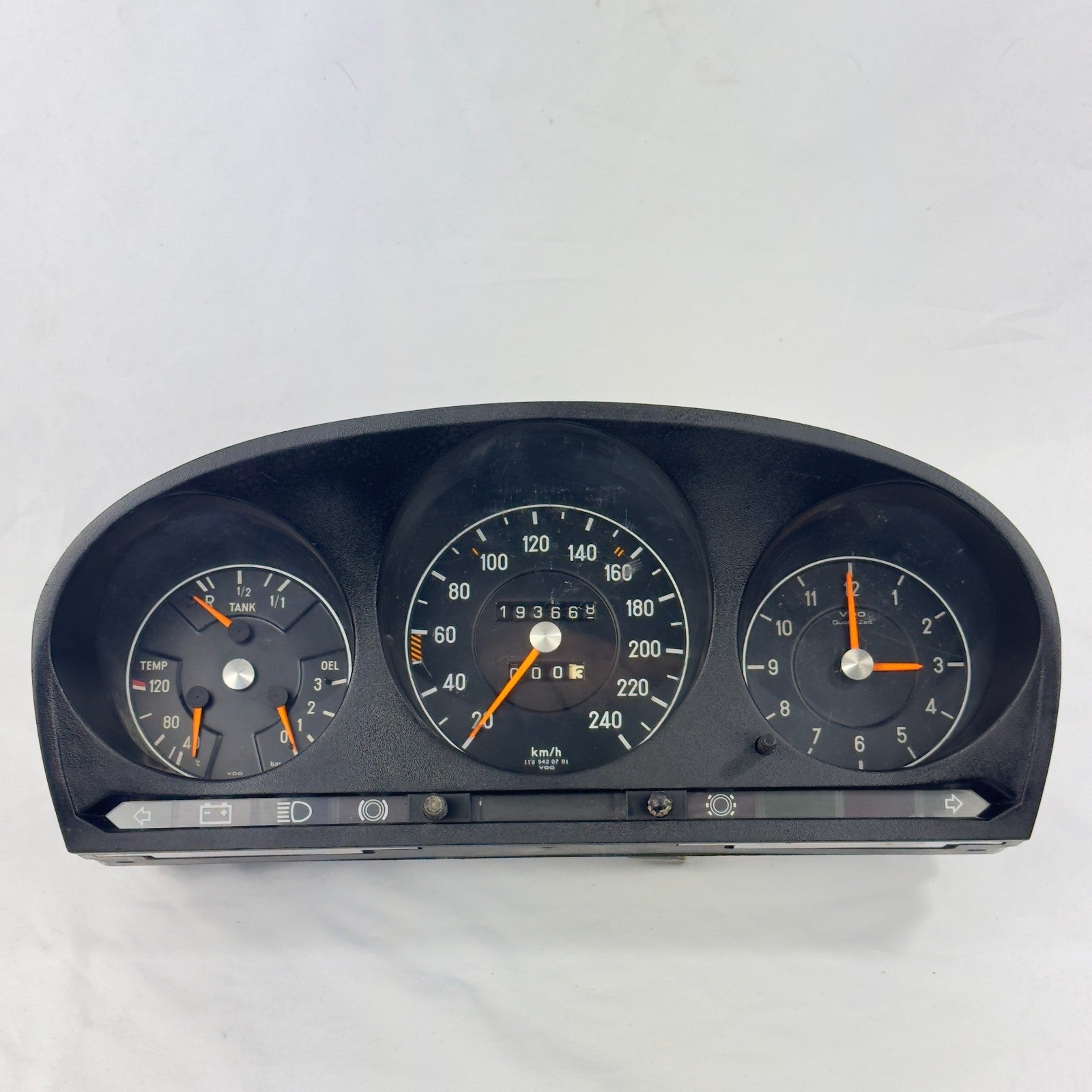 Mercedes W116 W107 Tacho Kombiinstrument Uhr Tankanzeige 240kmh VDO 10754207010