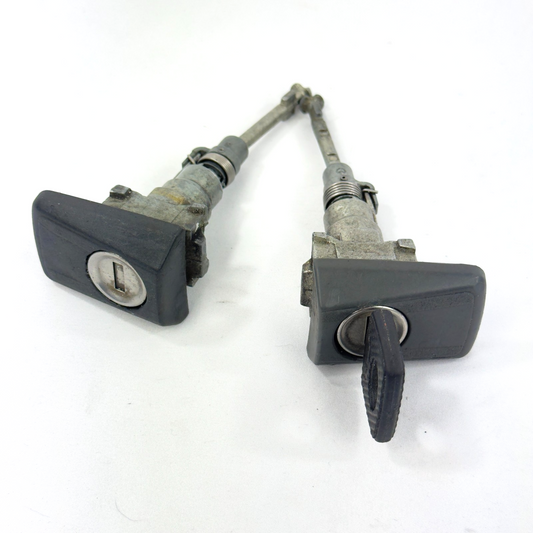 Mercedes W124 Türschloss Satz Schlüssel Schließzylinder orig. E-Klasse0