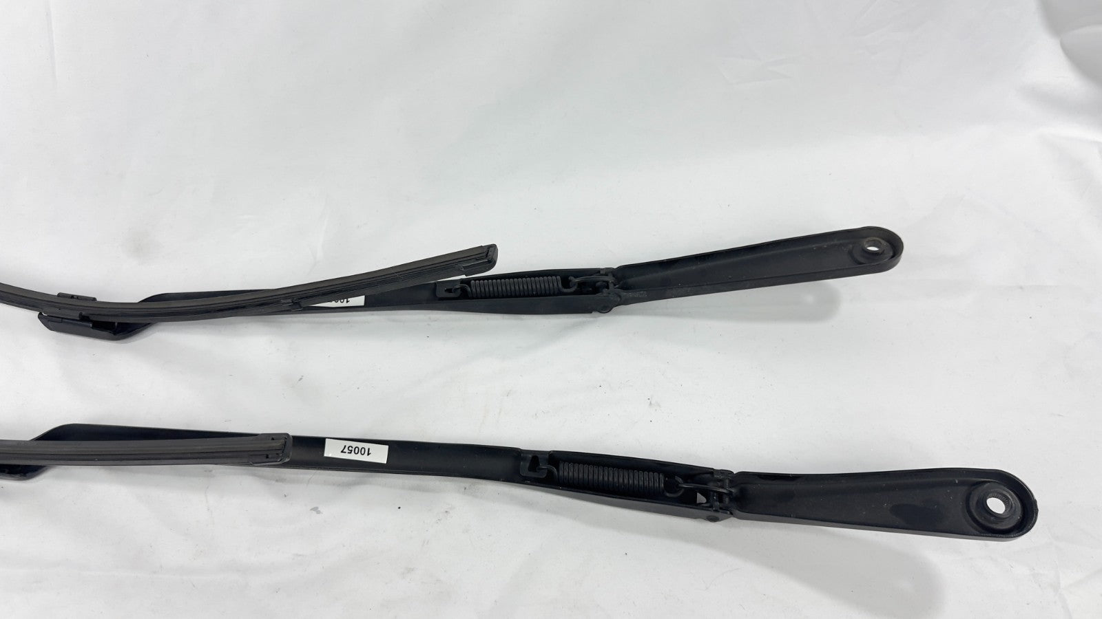 BMW Wischerarm vorne 7er G11 G12 W60655 W60622 152723.104