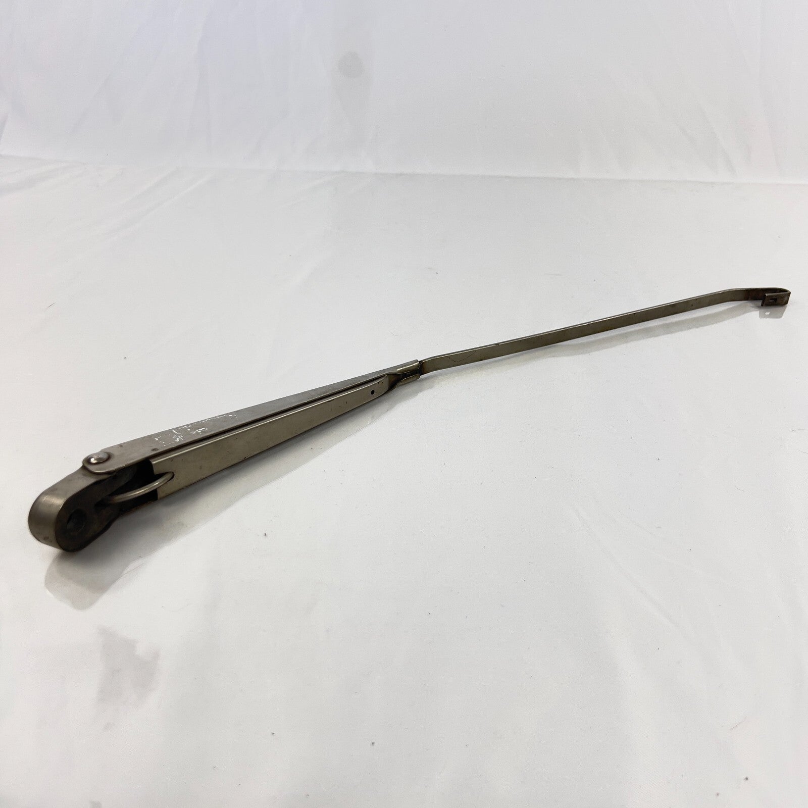 Mercedes Benz Scheibenwischerarm Wischerarm Bosch 480mm Kurz Links A1168202744 – Bild 3
