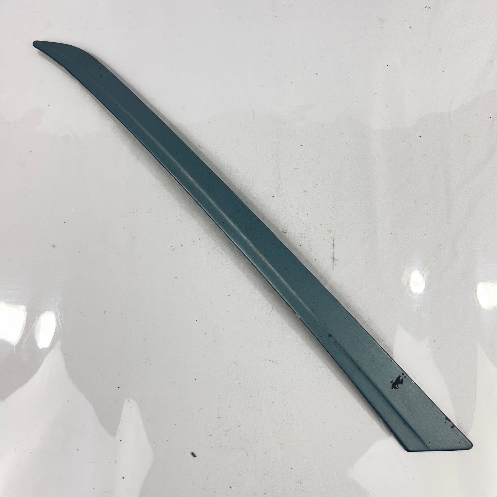 Mercedes Benz A1166980230 ASäule Beifahrerseite Zierleiste Leiste Blau – Bild 1