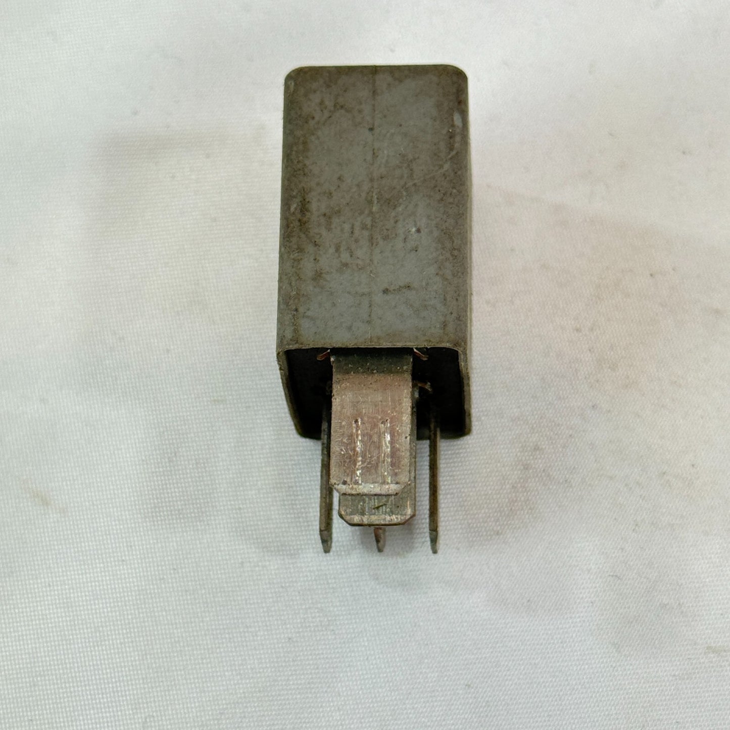 Mercedes Hella Relais Arbeitsrelais A0045452905 – Bild 6