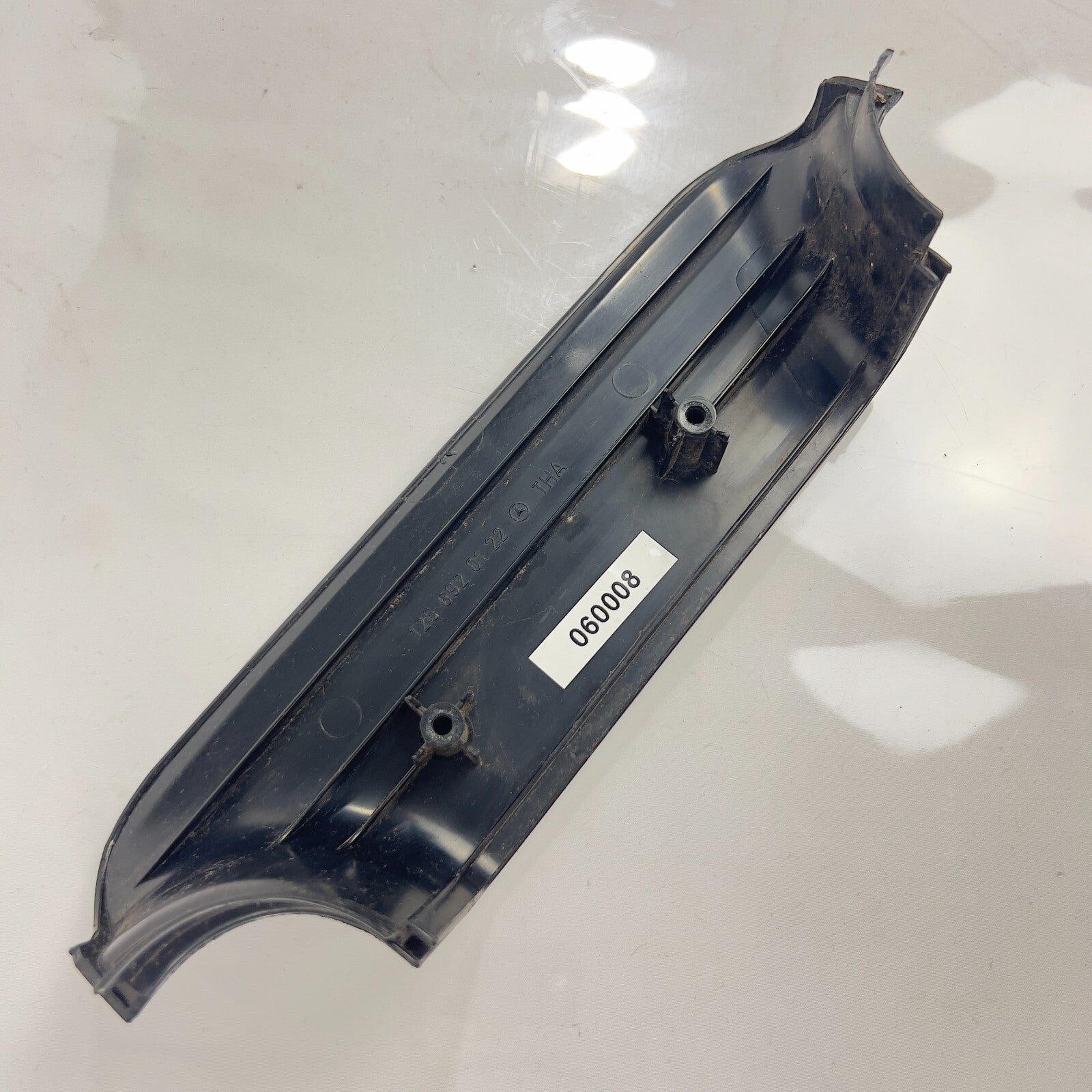 Mercedes Benz Abdeckung Mittelsäule Links Schwarz Fahrerseite A1266920122 – Bild 6