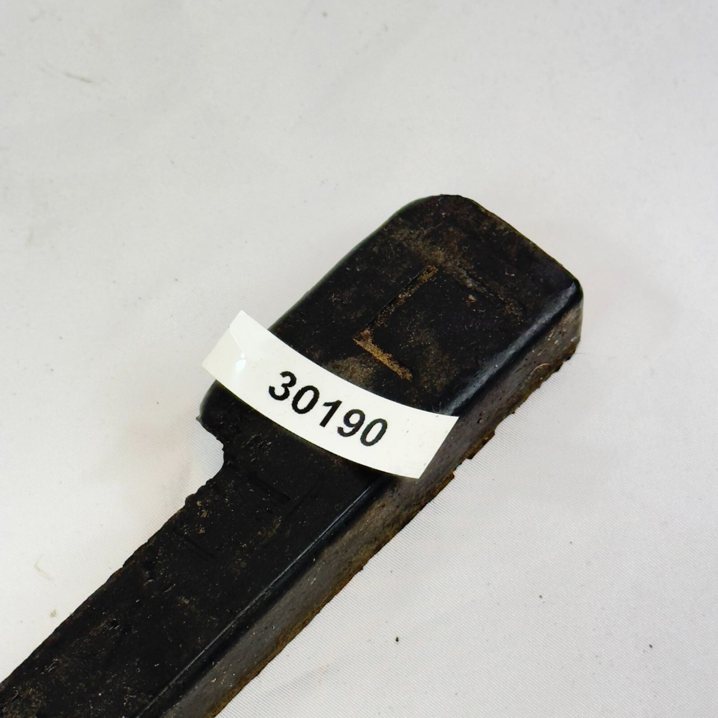 Gummi Leiste Kühler Links Mercedes Benz W116 A1075040112 – Bild 6