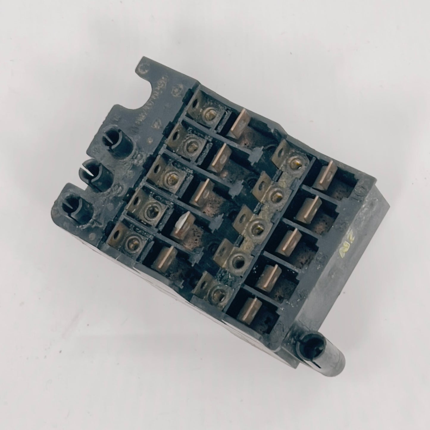 MercedesBenz W116 Sicherungskasten Halter Sicherung KFZ A1165400350 – Bild 2