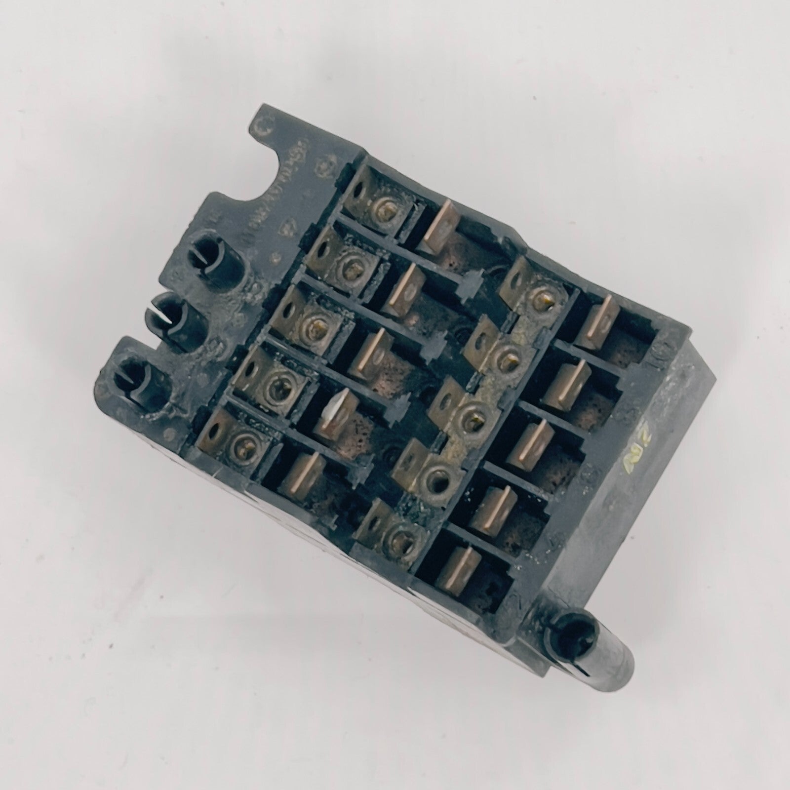MercedesBenz W116 Sicherungskasten Halter Sicherung KFZ A1165400350 – Bild 2
