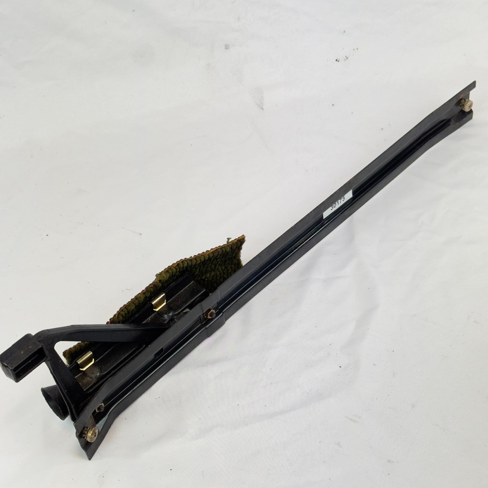 MercedesBenz Kopfstütze Schiene Vorne Sitz W116 W110 W107 W108 W109 W114 W115 – Bild 3