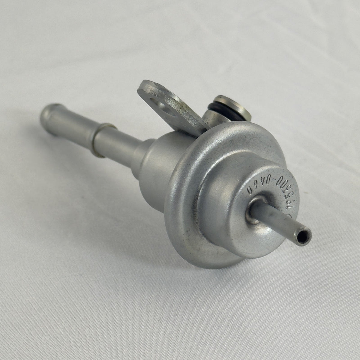 Denso 195300-0460 Kraftstoffdruckregler Mazda 626 GC – Bild 3