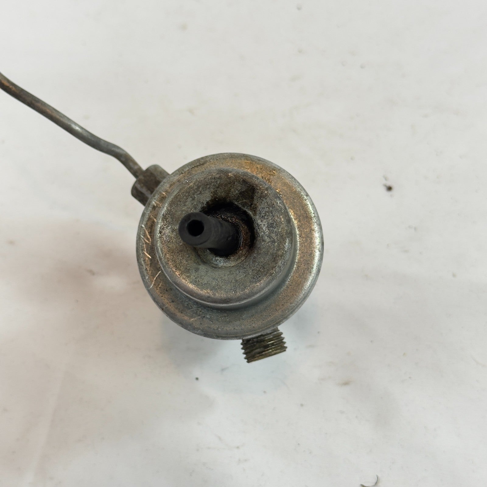 Mercedes W126 R129 W124 W201 Druckregler Kraftstoffdruckregler 0438161001 BOSCH5