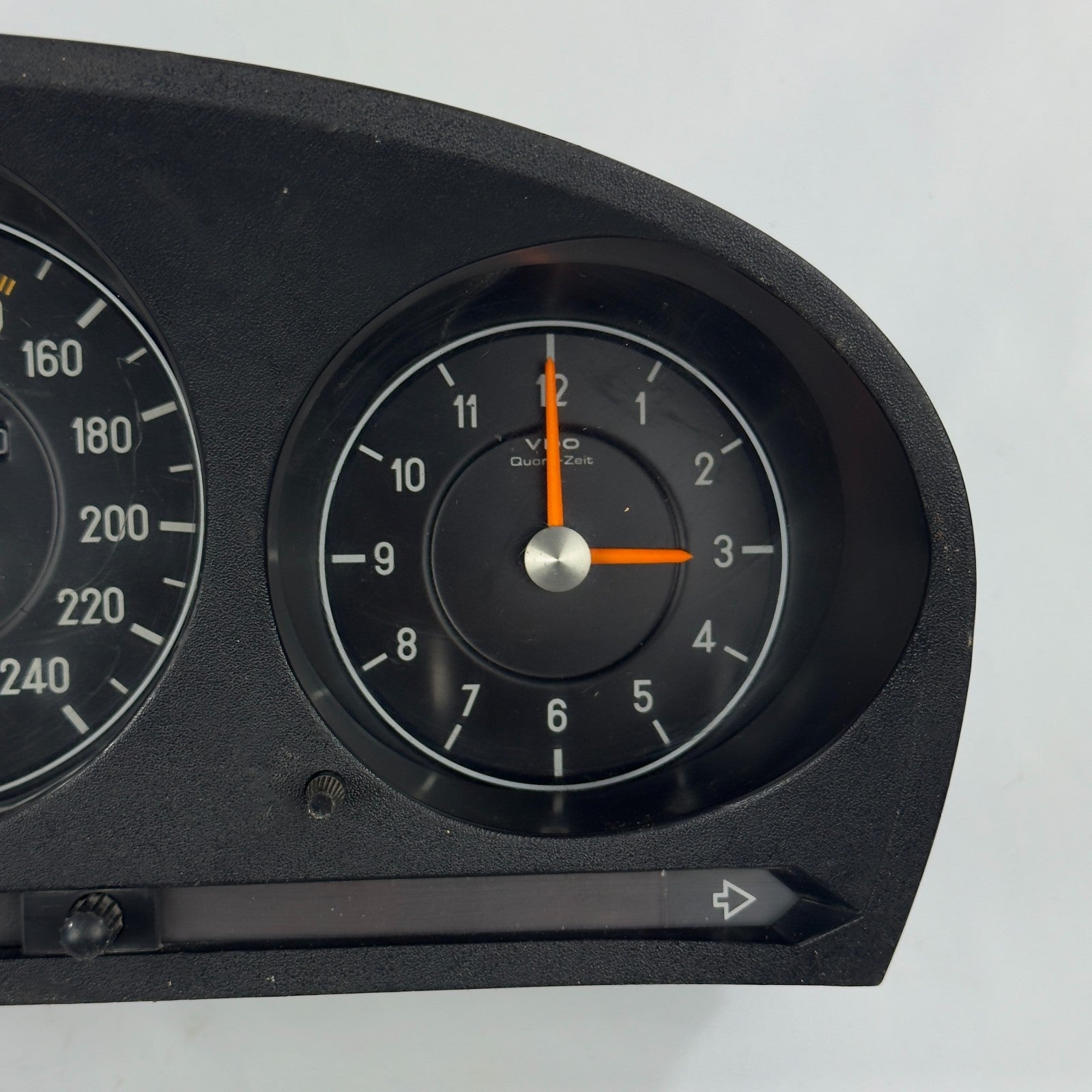 Mercedes W116 W107 Tacho Kombiinstrument Uhr Tankanzeige 240kmh VDO 11654201011
