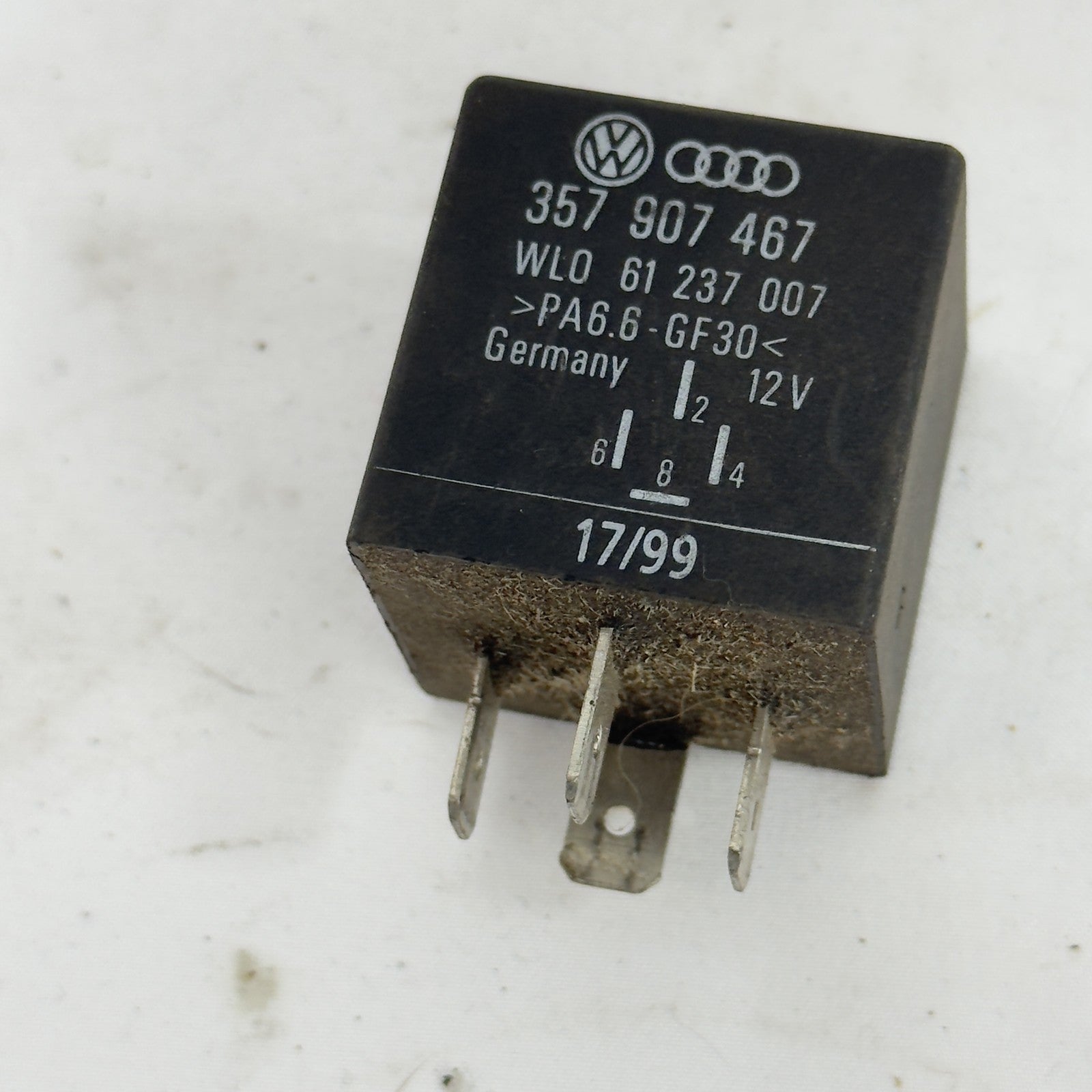 VW Audi Relais 153 357907467 12V original Steckrelais – Bild 5