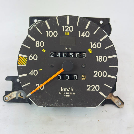 Mercedes Tacho W124 Tachometer E200D E200TD 220kmh 5 Gang ASD A12454232690