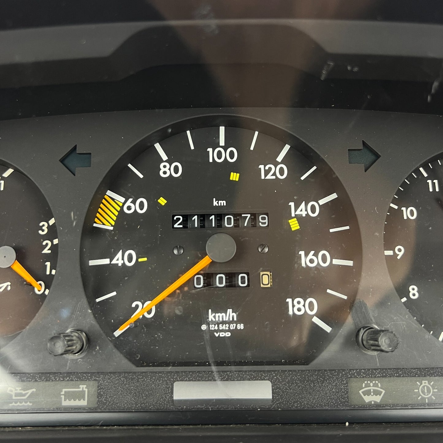 Mercedes W124 Tacho 180kmh Kombiinstrument A1245420766 für 200D E 200D  200TD2