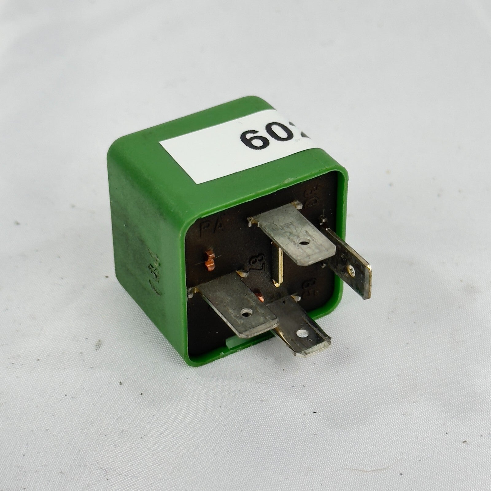 GM Opel Relais Kraftstoffpumpe 03447012 – Bild 3