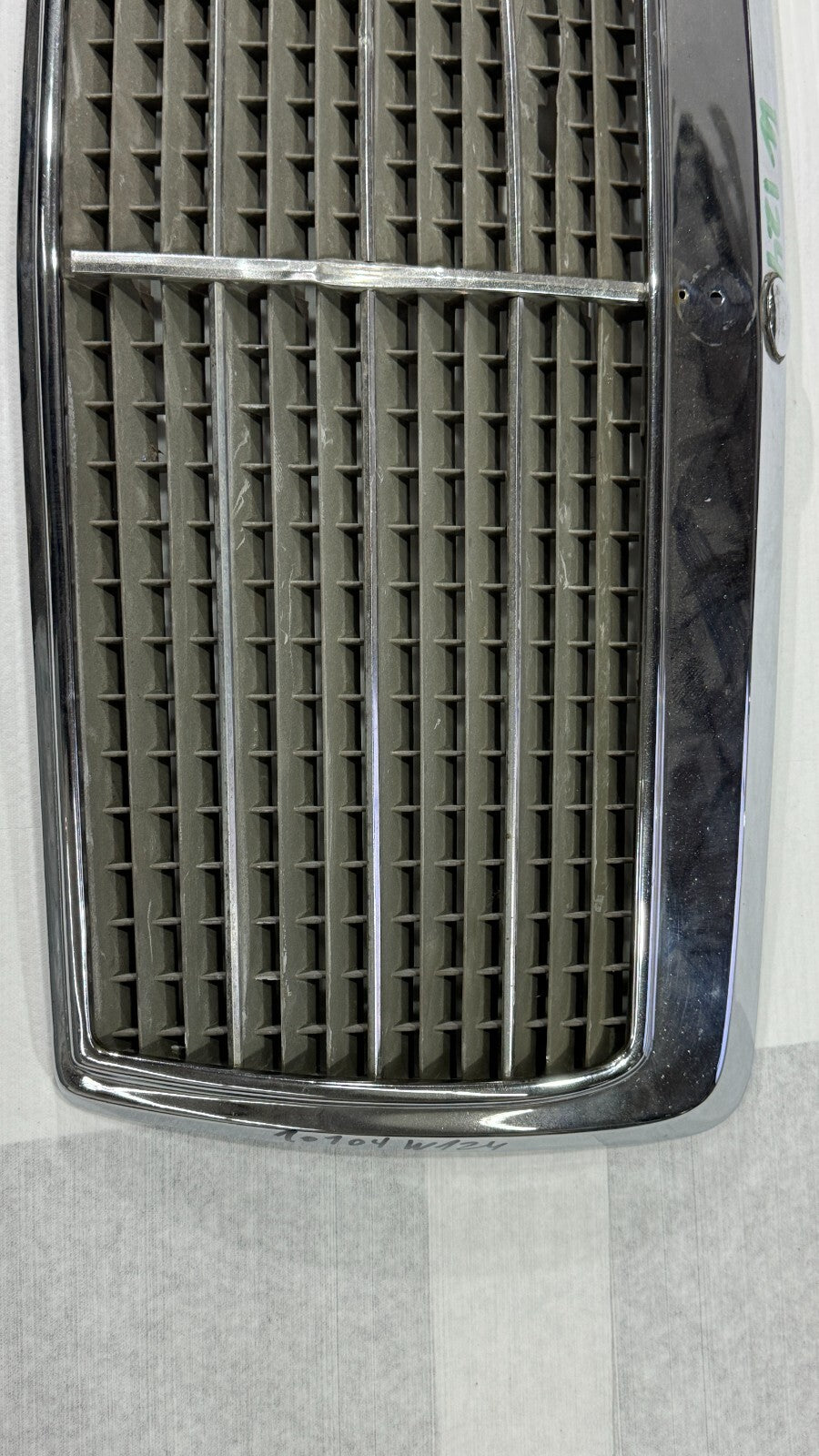 Mercedes Kühlergrill W124 Frontgrill Grill Kühler Vorne Front A1248800783 – Bild 6