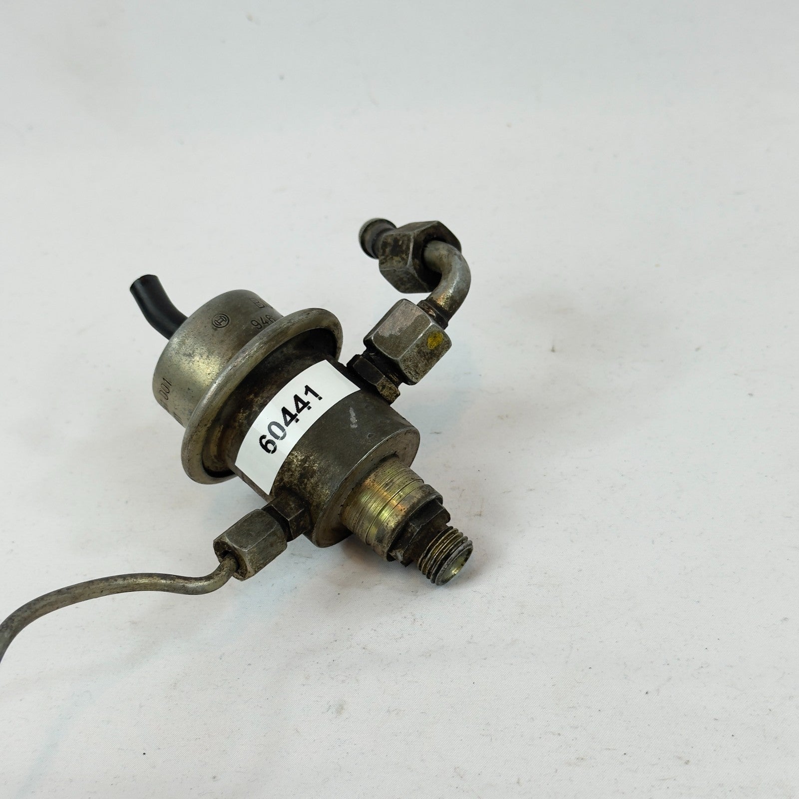 Mercedes W126 R129 W124 W201 Druckregler Kraftstoffdruckregler 0438161001 BOSCH4