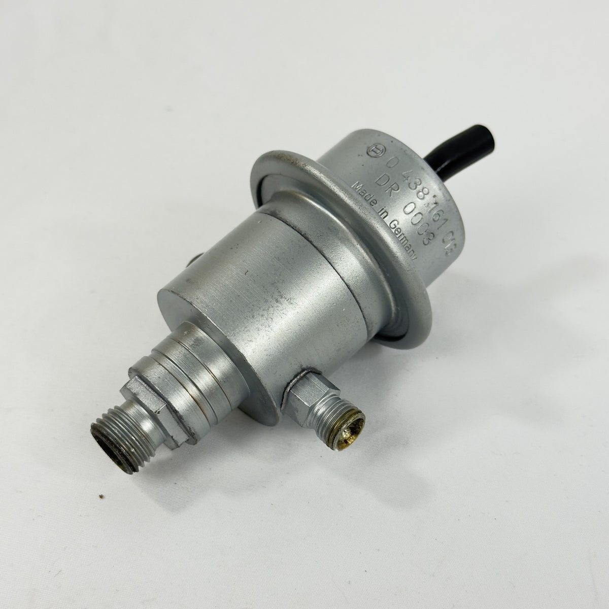 Bosch 0438161013 Druckregler KE-Jetronic Mercedes – Bild 1